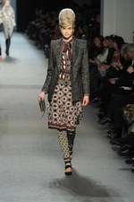 ブルジョアマダムの美しさを称える ジャン ポール ゴルチエ 2011-2012年秋冬コレクション｜写真34