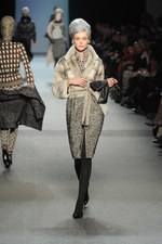 ブルジョアマダムの美しさを称える ジャン ポール ゴルチエ 2011-2012年秋冬コレクション｜写真35