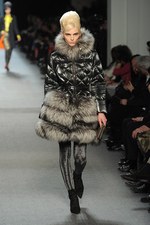 ブルジョアマダムの美しさを称える ジャン ポール ゴルチエ 2011-2012年秋冬コレクション｜写真53