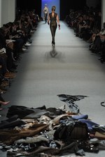 ブルジョアマダムの美しさを称える ジャン ポール ゴルチエ 2011-2012年秋冬コレクション｜写真65