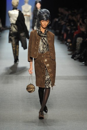 ブルジョアマダムの美しさを称える ジャン ポール ゴルチエ 2011-2012年秋冬コレクション｜写真58