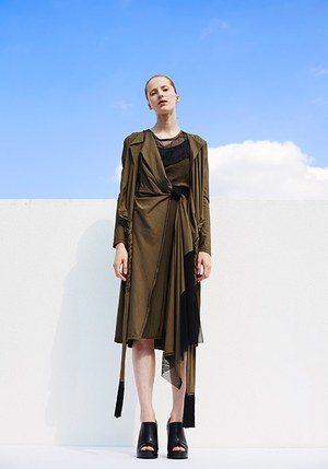 サトコ オザワ(SATOKO OZAWA) 2016年春夏ウィメンズコレクション  - 写真21