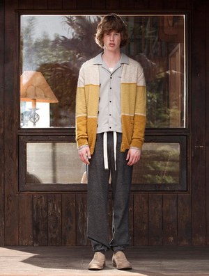 ゆったりと流れるカフェの時間をリアルクローズで表現　ファクトタム(FACTOTUM) 2011-12年秋冬コレクション｜写真4