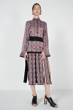 アカネ ウツノミヤ 2016年春夏コレクション - “単純と複雑”の中にある現代女性のあるべき姿｜写真27