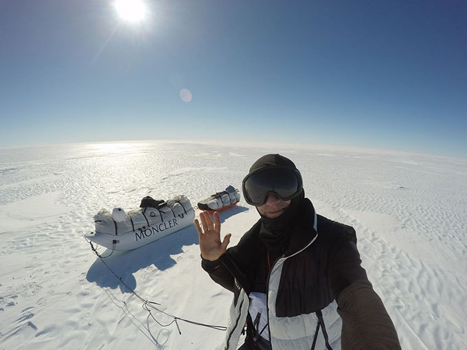 モンクレール(MONCLER) ANTARTICA 2015｜写真7