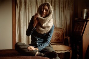 リアルクローズで表現する、カフェの優しい時間 ファクトタム ファム(FACTOTUM femme) 2011-12年秋冬コレクション｜写真5