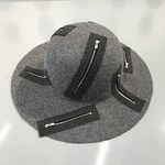 カミラフカの旗艦店でクリスマスイベントが開催 - 一点もののスペシャルハットを用意｜写真2