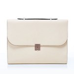 ヴァレクストラのクリスマスイベント、銀座三越＆伊勢丹メンズ館で開催 - 上質なレザーアイテムを展開｜写真1