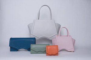 w300_tasaki_bag11.jpg