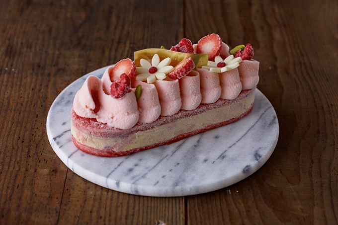 グラッシェル、バレンタインの新作アイスクリームケーキが発売｜写真1