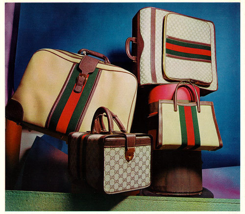 グッチ(GUCCI)創立90周年記念の特別アーカイブ展を京都・金閣で開催 | 写真