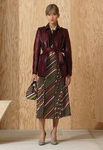 ボッテガ・ヴェネタ 2016年プレフォールコレクション - 大胆な色使いと直線的な柄のコントラスト｜写真7