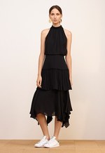 エリザベス アンド ジェームス 2016年春コレクション - 色彩とディテールで魅せる、爽快なボヘミアン｜写真10