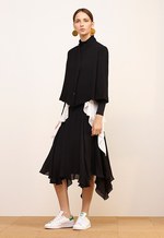 エリザベス アンド ジェームス 2016年春コレクション - 色彩とディテールで魅せる、爽快なボヘミアン｜写真20