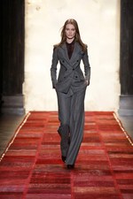 ロックスターのガールフレンドのような自由なプレッピースタイル - トミー ヒルフィガー 2011-12年秋冬ウィメンズコレクション｜写真1