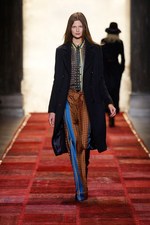 ロックスターのガールフレンドのような自由なプレッピースタイル - トミー ヒルフィガー 2011-12年秋冬ウィメンズコレクション｜写真21