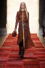 ロックスターのガールフレンドのような自由なプレッピースタイル - トミー ヒルフィガー 2011-12年秋冬ウィメンズコレクション｜写真23