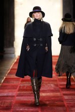 ロックスターのガールフレンドのような自由なプレッピースタイル - トミー ヒルフィガー 2011-12年秋冬ウィメンズコレクション｜写真25