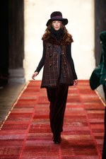 ロックスターのガールフレンドのような自由なプレッピースタイル - トミー ヒルフィガー 2011-12年秋冬ウィメンズコレクション｜写真32