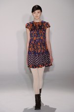 アイリッシュボーイから進化した、柔らかく温かい女性らしさ - スナオクワハラの2011年秋冬コレクション｜写真26