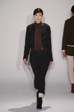 アイリッシュボーイから進化した、柔らかく温かい女性らしさ - スナオクワハラの2011年秋冬コレクション｜写真40