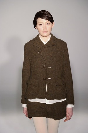 アイリッシュボーイから進化した、柔らかく温かい女性らしさ - スナオクワハラの2011年秋冬コレクション｜写真39