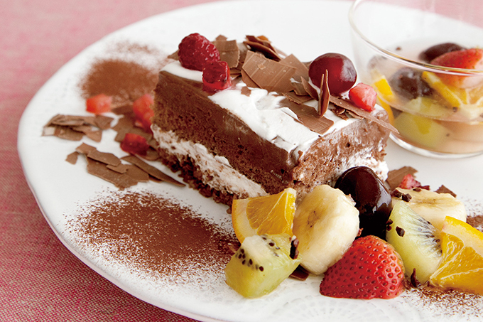 アフタヌーンティー・ティールームより冬限定メニュー - 4層仕立てのチョコレートケーキなど | 写真