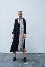 Y's 2016年春夏コレクション - 強さとは、“女性らしくある”こと｜写真2