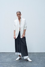 Y's 2016年春夏コレクション - 強さとは、“女性らしくある”こと｜写真17