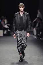 ニール バレット(Neil Barrett) ハイブリッド｜写真38