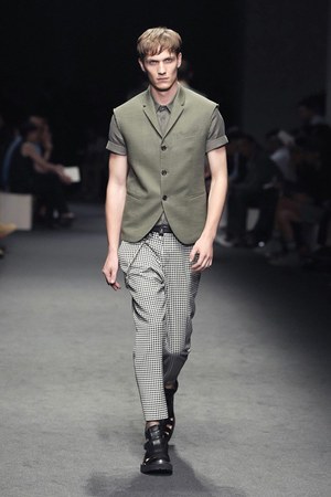 ニール バレット(Neil Barrett) ハイブリッド｜写真7