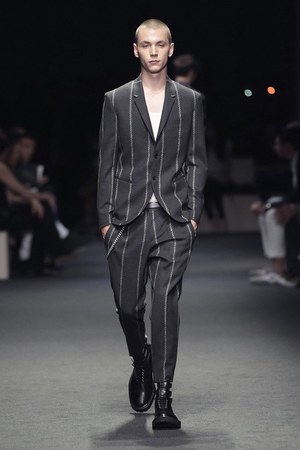 ニール バレット(Neil Barrett) ハイブリッド｜写真18