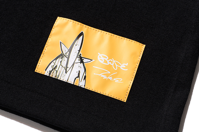 ア ベイシング エイプとフューチュラがコラボ、カモフラージュ柄×グラフィックのフーディやTシャツ｜写真34