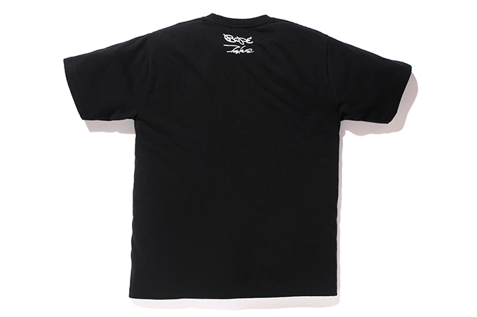 ア ベイシング エイプとフューチュラがコラボ、カモフラージュ柄×グラフィックのフーディやTシャツ｜写真40