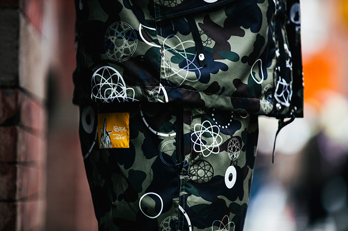 ア ベイシング エイプとフューチュラがコラボ、カモフラージュ柄×グラフィックのフーディやTシャツ｜写真63
