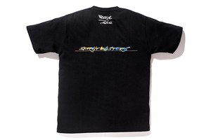 ア ベイシング エイプとフューチュラがコラボ、カモフラージュ柄×グラフィックのフーディやTシャツ｜写真32