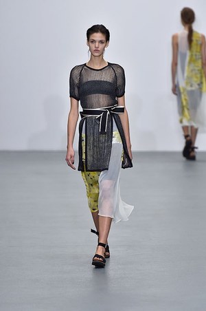 レイバーン(RÆBURN) 2016年春夏ウィメンズコレクション  - 写真4