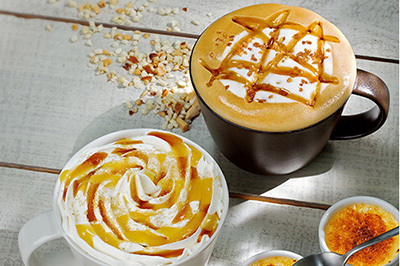 タリーズコーヒー「アーモンドプラリネソイラテ」と「バニラクレームブリュレラテ」