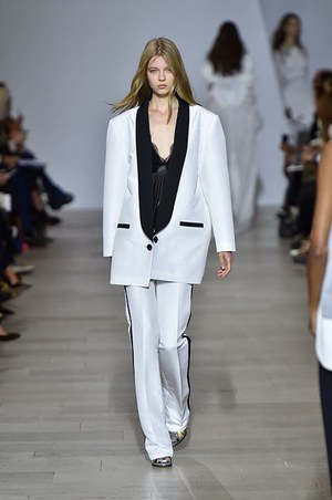 アントニオ ベラルディ(Antonio Berardi) 2015-16年秋冬ウィメンズコレクション  - 写真31