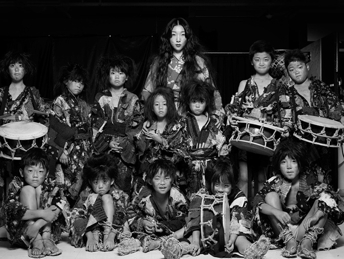 まとふ(matohu), ケイスケ カンダ(keisuke kanda), リトゥンアフターワーズ(writtenafterwards) BOROの美学ー野良着と現代ファッション｜写真5