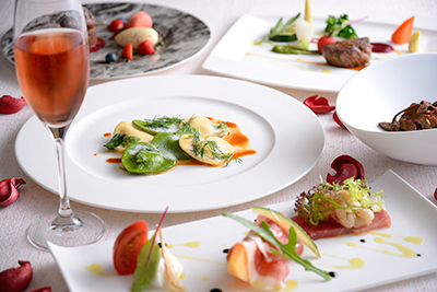 鉄板焼き｜ホテル椿山荘のロマンティックなバレンタインメニュー - カップルで楽しむイタリアンや日本食、石焼料理