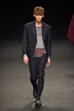 ヴィヴィアン・ウエストウッド マン 2016年秋冬コレクション - 男性的なフェミニン｜写真20