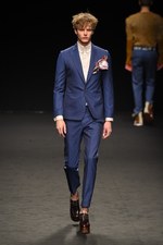 ヴィヴィアン・ウエストウッド マン 2016年秋冬コレクション - 男性的なフェミニン｜写真31