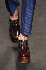 ヴィヴィアン・ウエストウッド マン 2016年秋冬コレクション - 男性的なフェミニン｜写真32