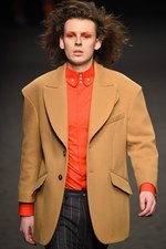 ヴィヴィアン・ウエストウッド マン 2016年秋冬コレクション - 男性的なフェミニン｜写真41