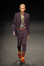 ヴィヴィアン・ウエストウッド マン 2016年秋冬コレクション - 男性的なフェミニン｜写真69