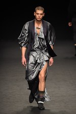 ヴィヴィアン・ウエストウッド マン 2016年秋冬コレクション - 男性的なフェミニン｜写真78