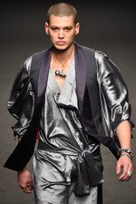 ヴィヴィアン・ウエストウッド マン 2016年秋冬コレクション - 男性的なフェミニン｜写真79