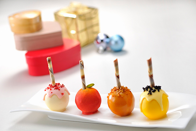 「+Happy ロリポップルチョコ」が品川プリンスホテルで販売 - りんごやチーズの球体型スイーツ｜写真1