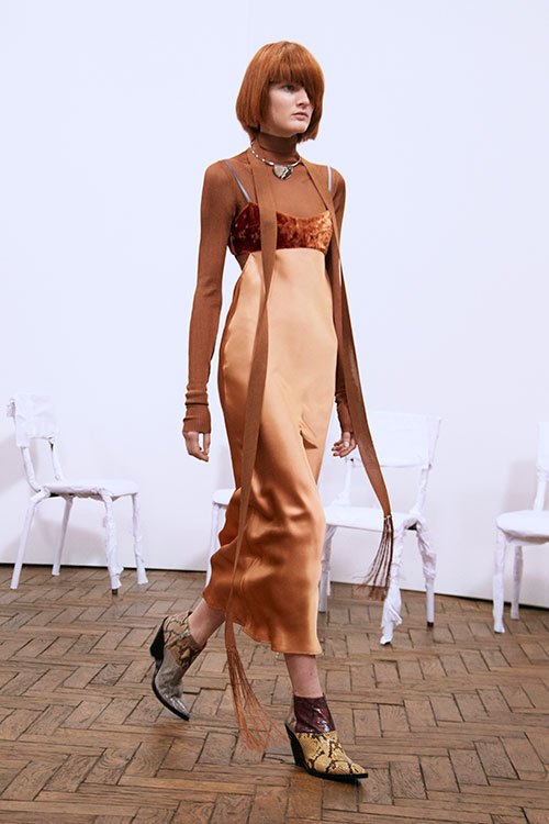 アクネ ストゥディオズ 2016年プレフォール<span>コレクション</span> - 写真5